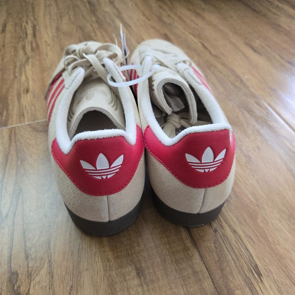 Adidas Suede Gazelle JH5393 Men Tan And Red New No Box 042025 - Picture 3 of 9